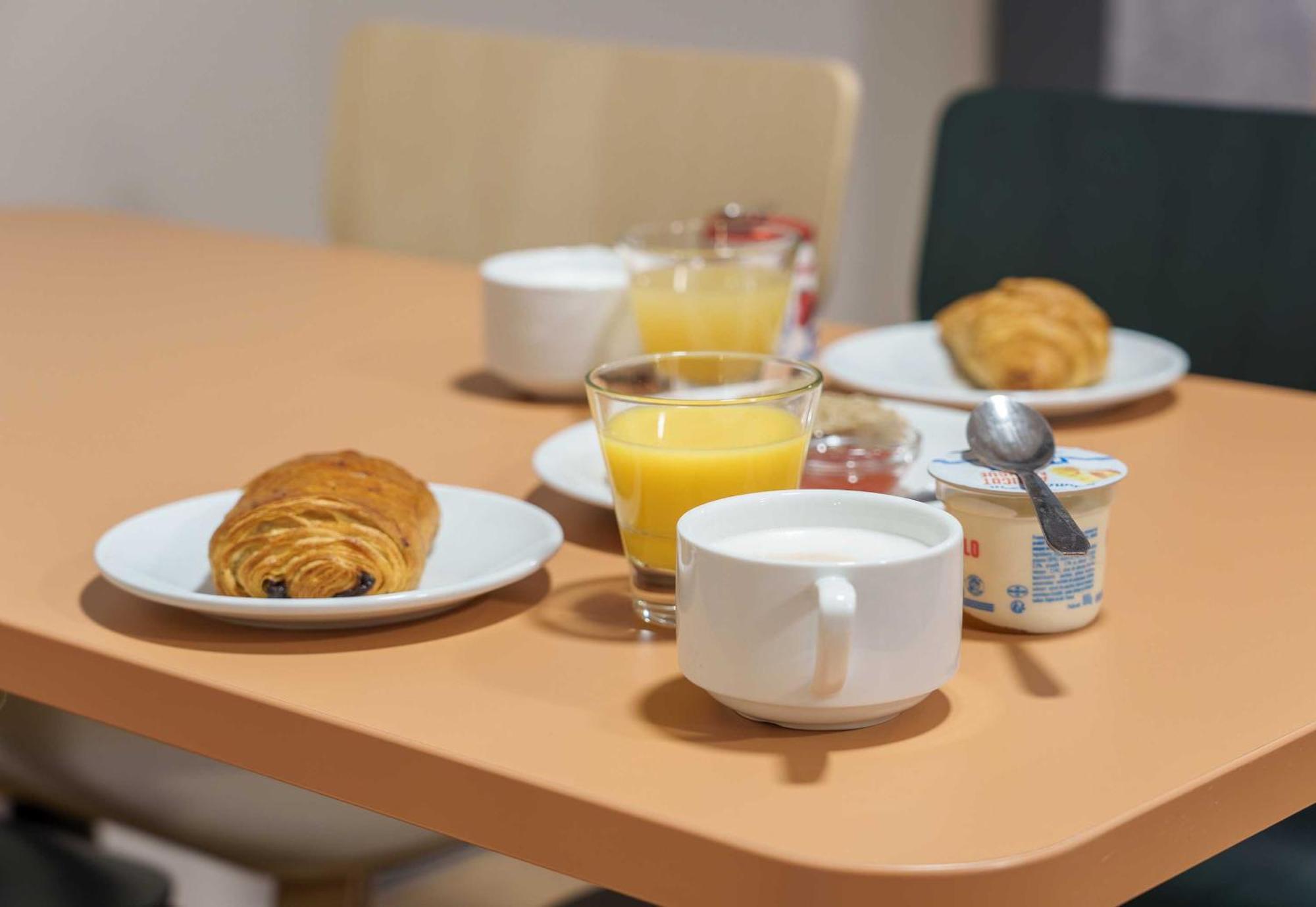 B&B Hotel Troyes Centre ภายนอก รูปภาพ
