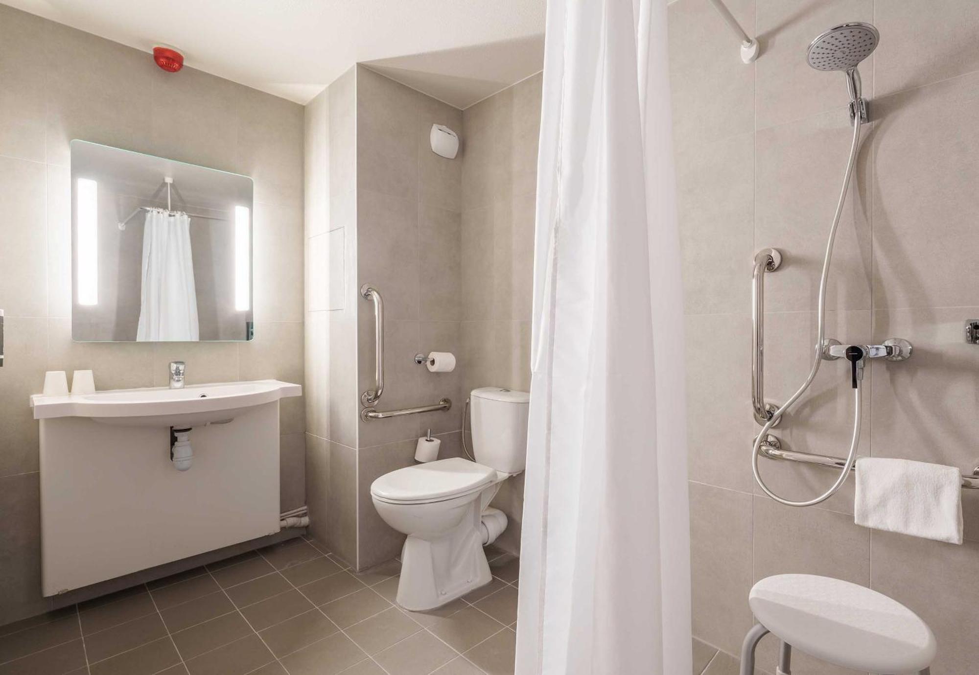 B&B Hotel Troyes Centre ภายนอก รูปภาพ